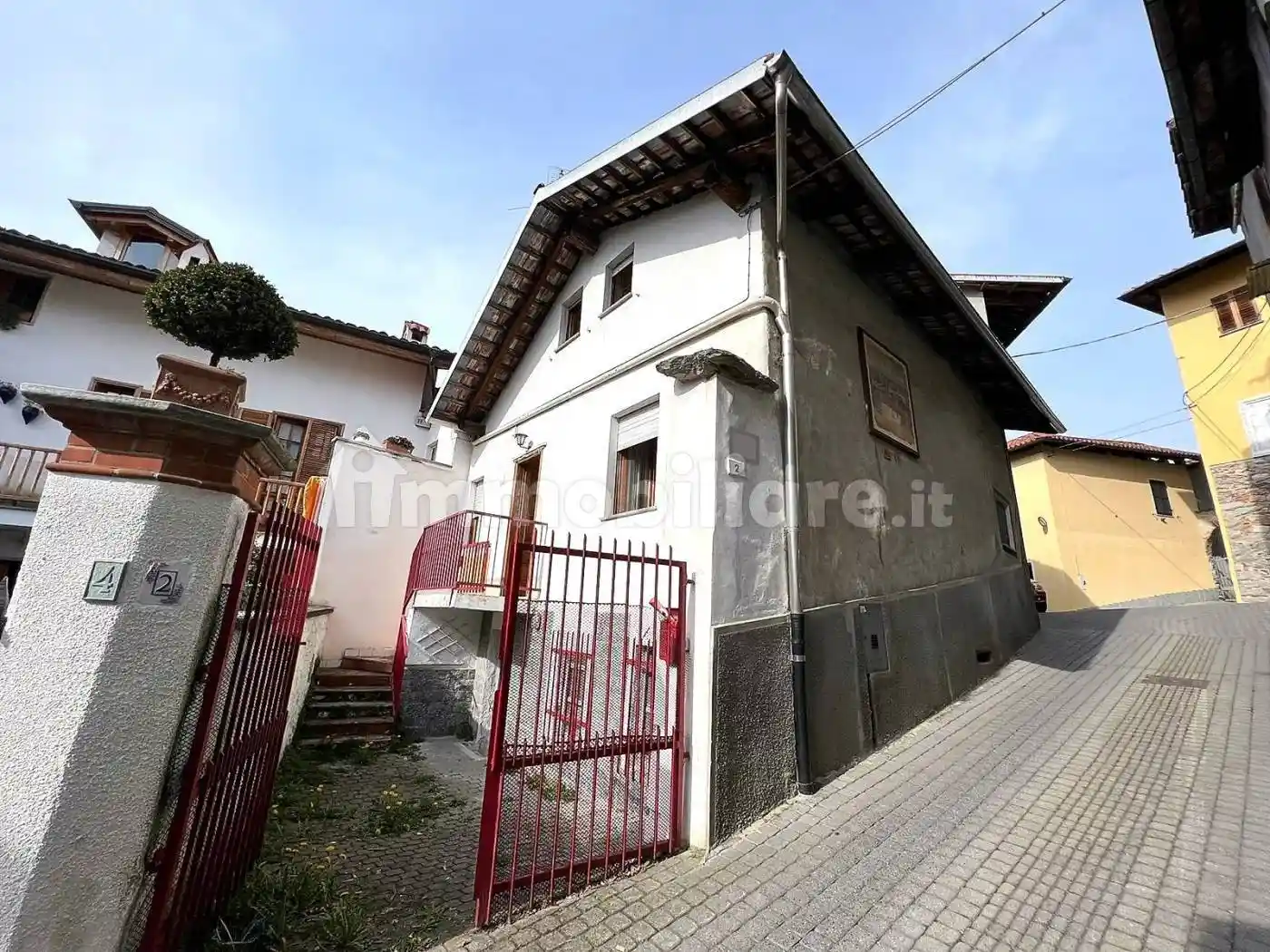 Casa indipendente in vendita a Torre Canavese
