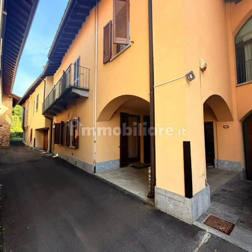 Appartamento in affitto a Casciago