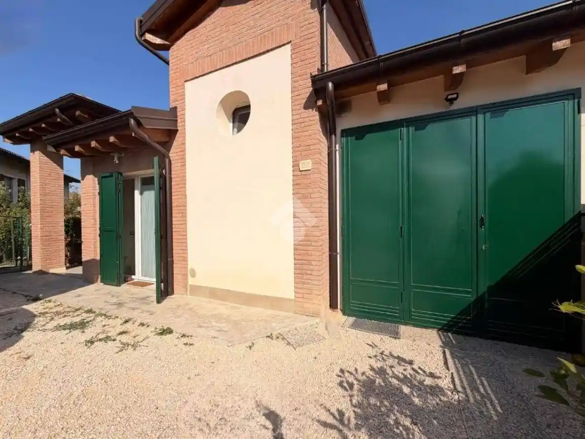 Villa in vendita a Valsamoggia