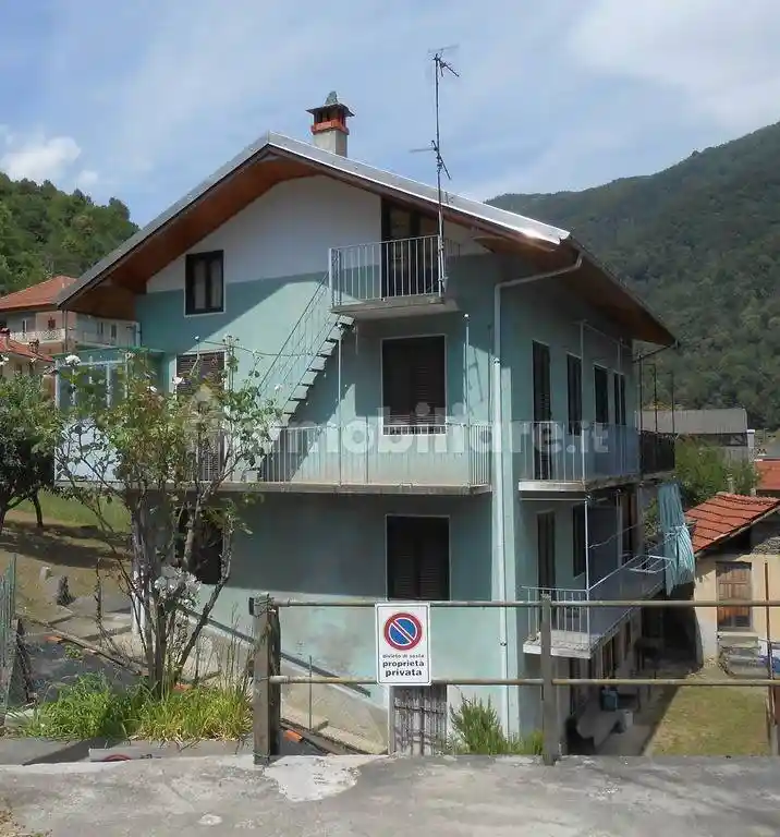 Appartamento in vendita a Mezzenile