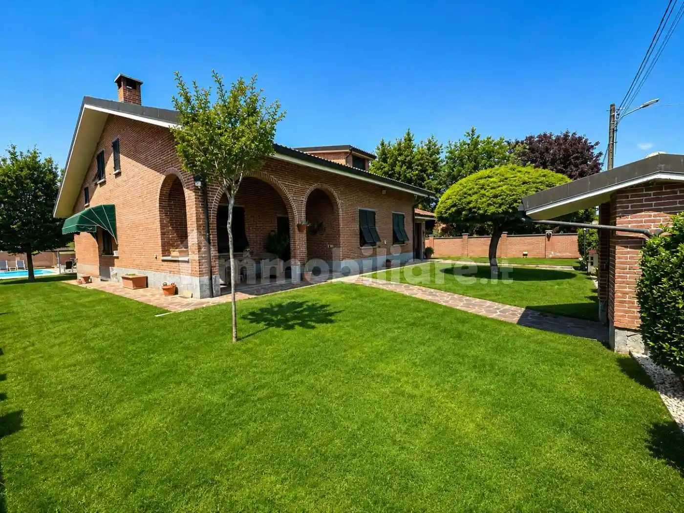 Villa in vendita a Pasturana