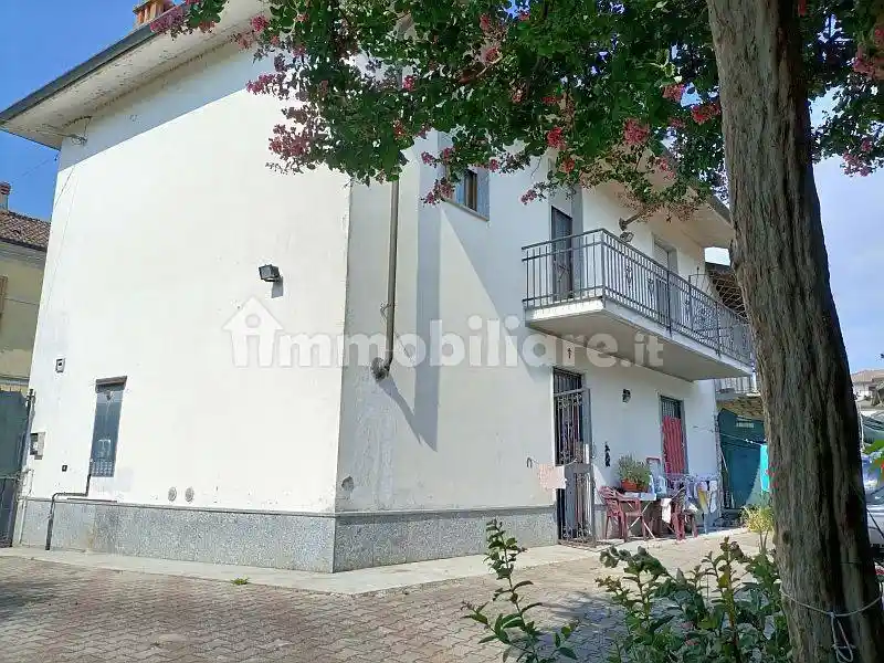 Casa indipendente in vendita a Mortara