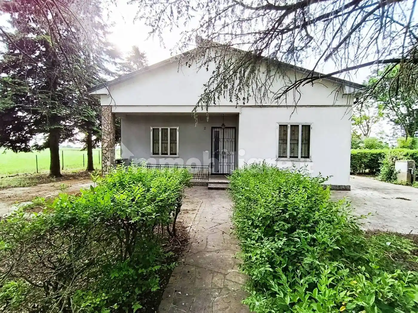 Villa in vendita a Mirandola