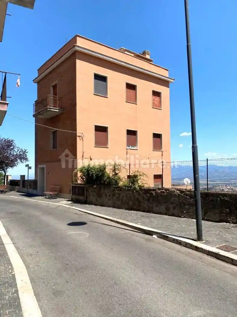 Appartamento in vendita a Monte Compatri