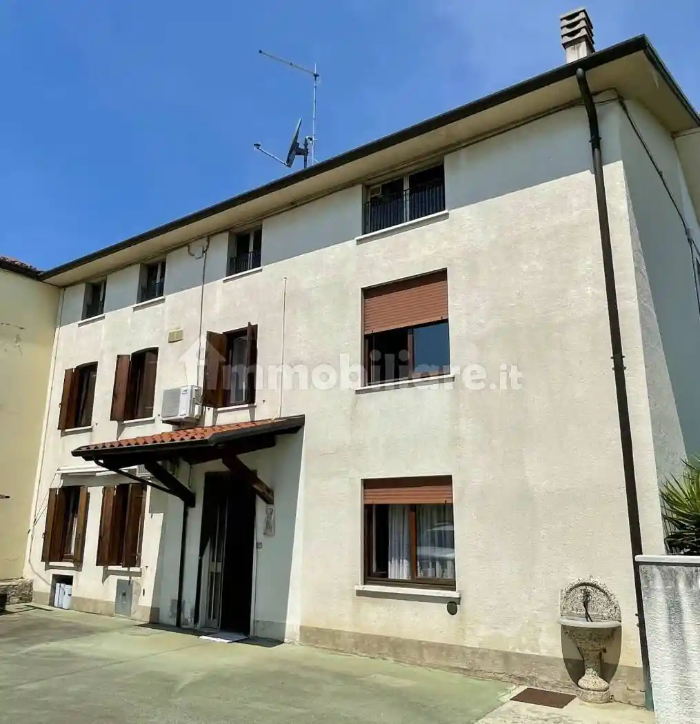 Casa indipendente in vendita a Piovene Rocchette