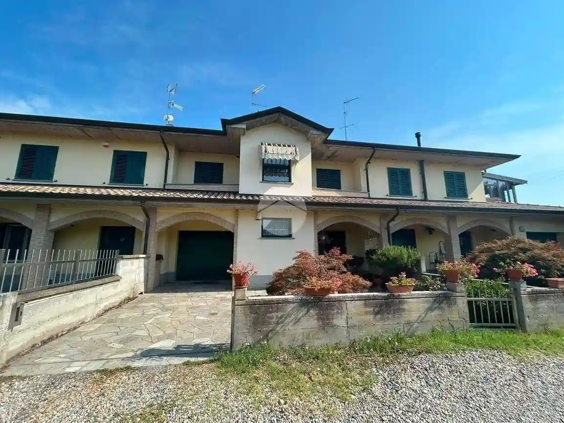 Villetta a schiera - foto 2