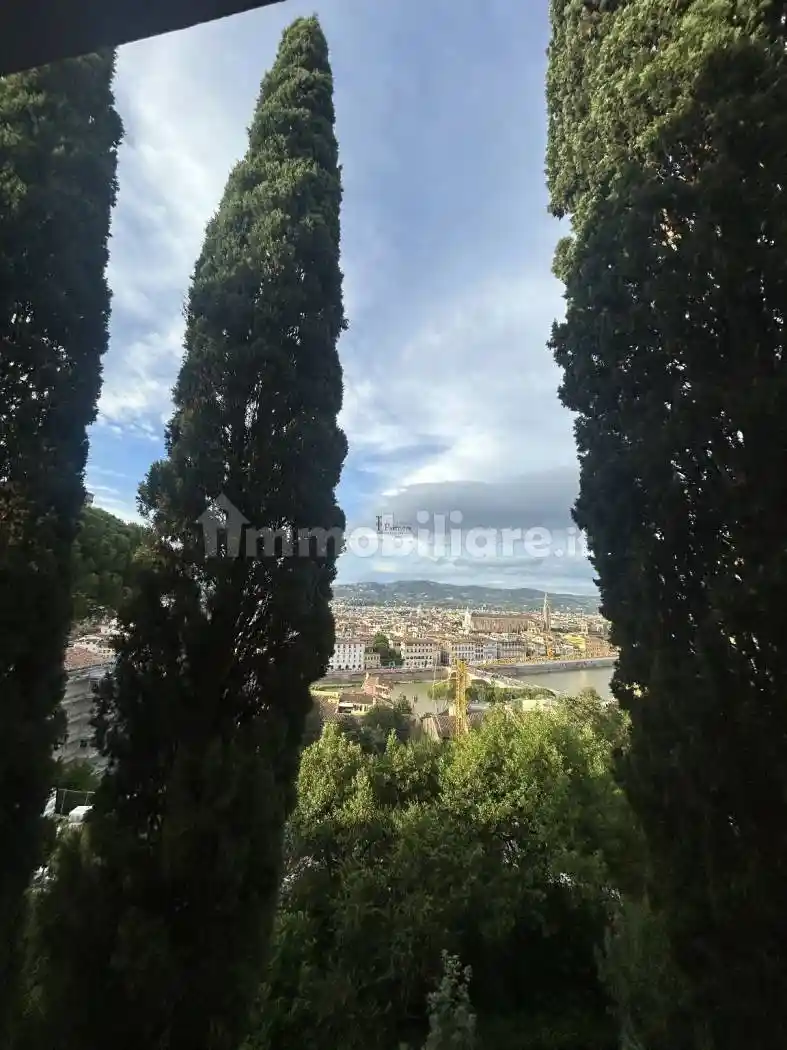 Appartamento in vendita a Firenze