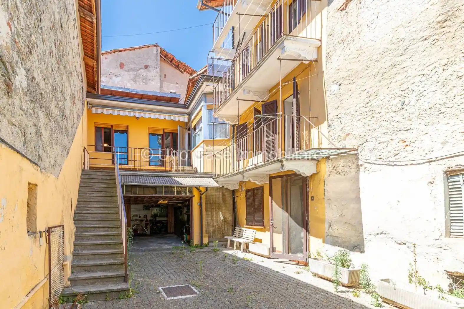 Casa indipendente in vendita a Palazzo Canavese