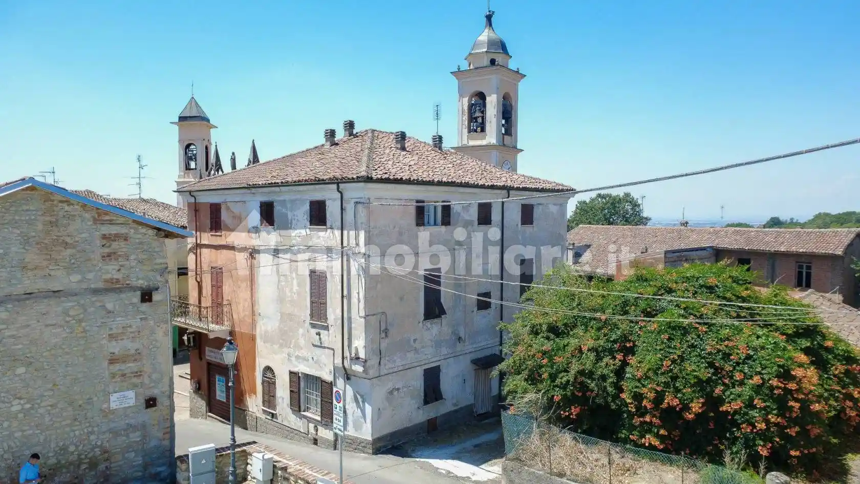Rustico - Casale in vendita a Carezzano
