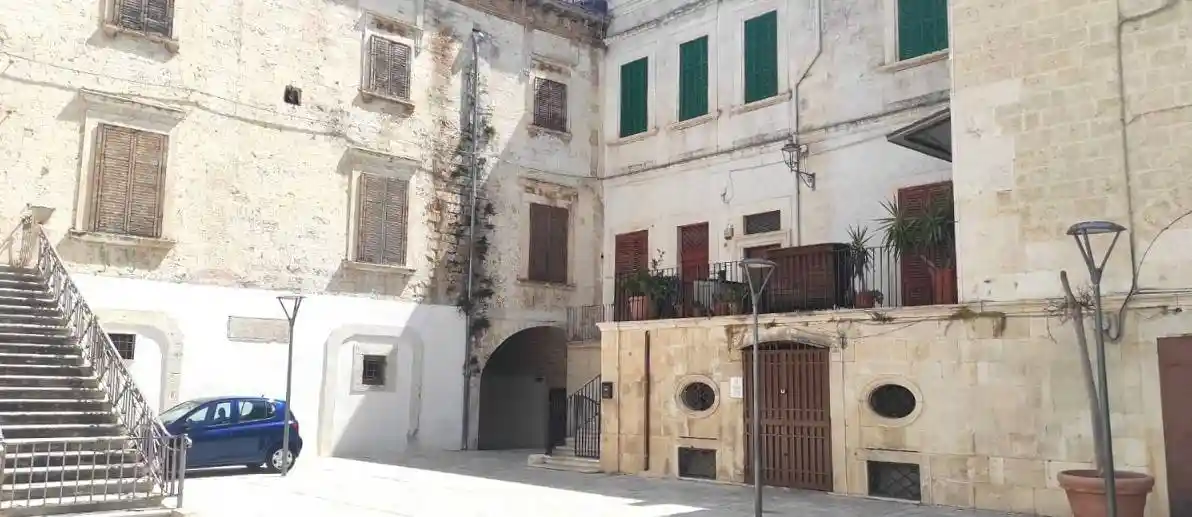 Casa indipendente in vendita a Adelfia