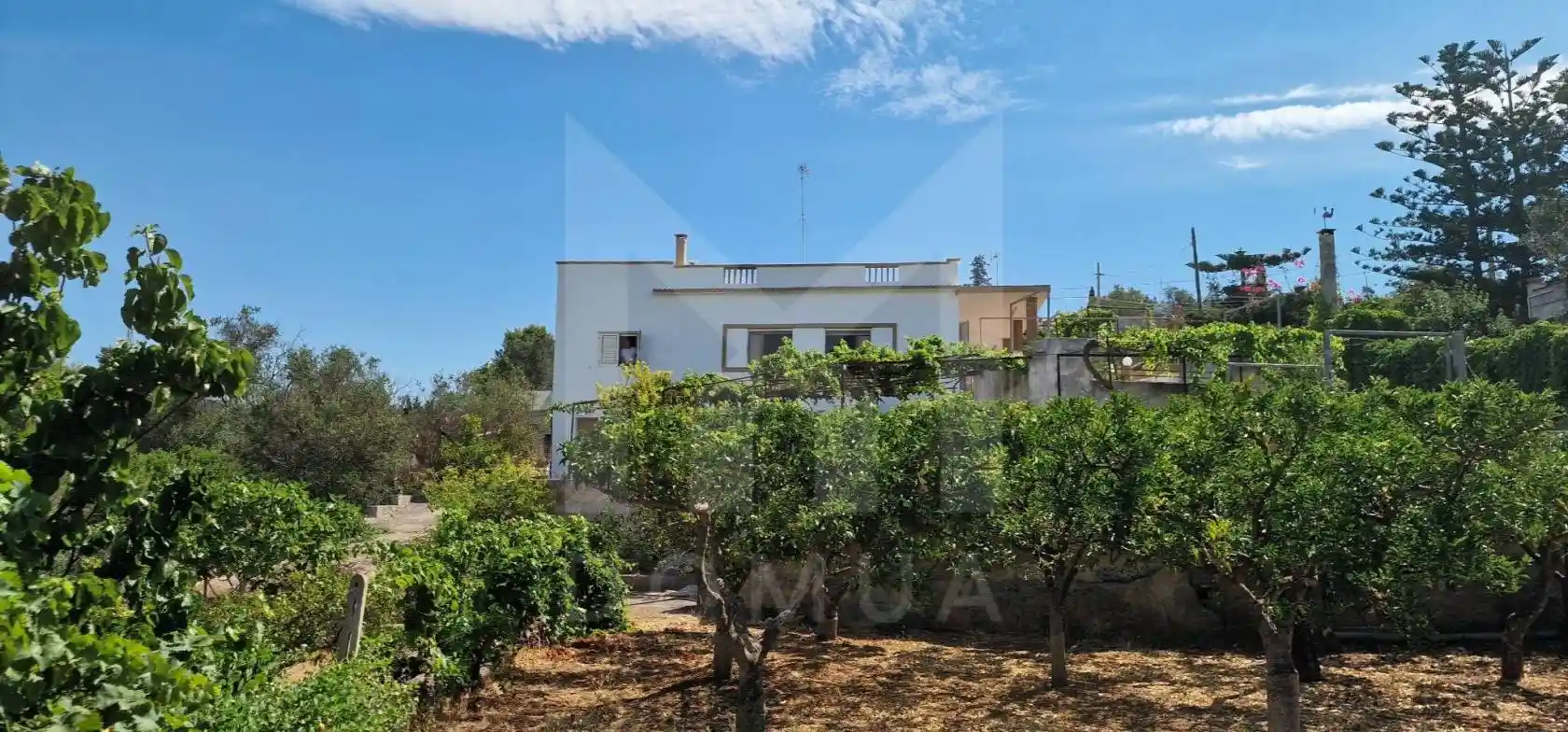Villa in vendita a Parabita