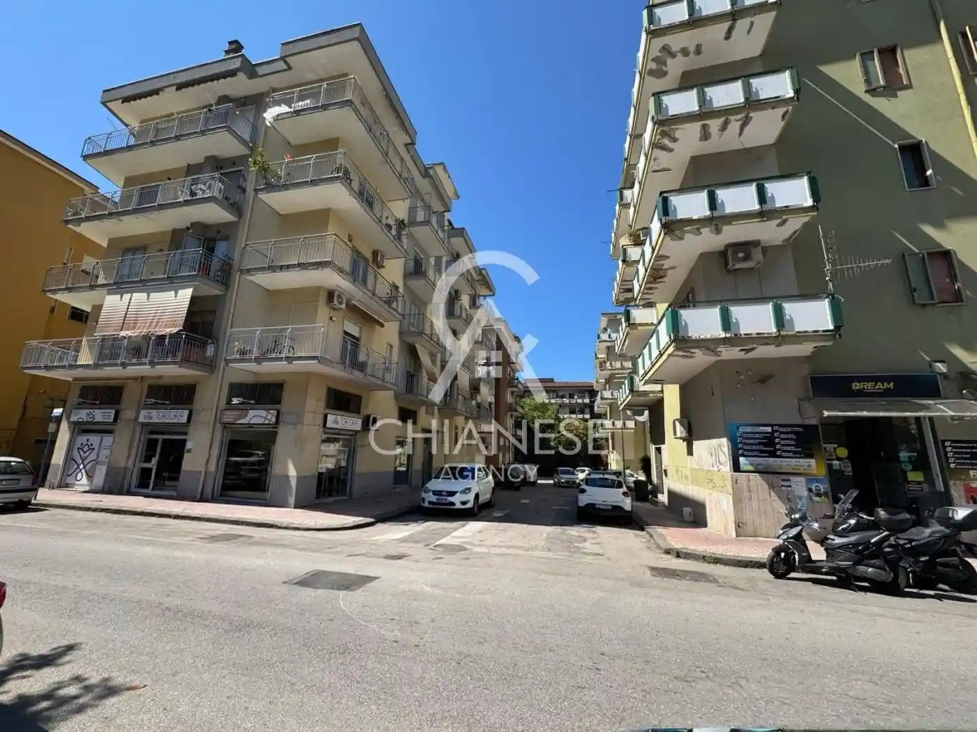 Appartamento in vendita a Salerno