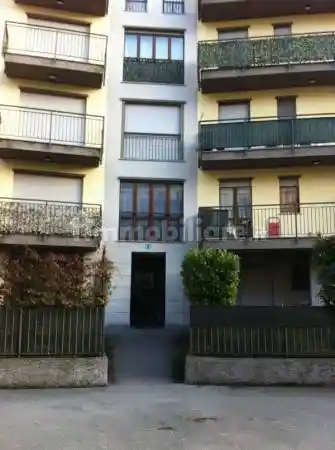 Appartamento in affitto a Luino