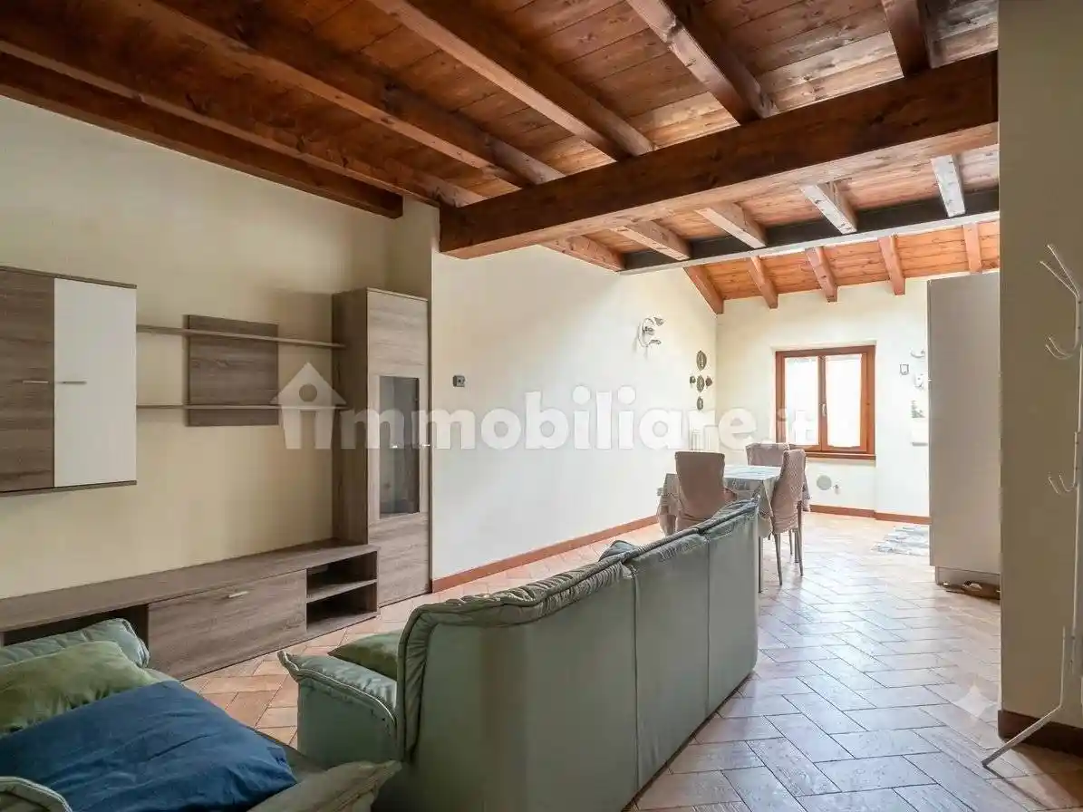 Appartamento in affitto a Poggio Rusco
