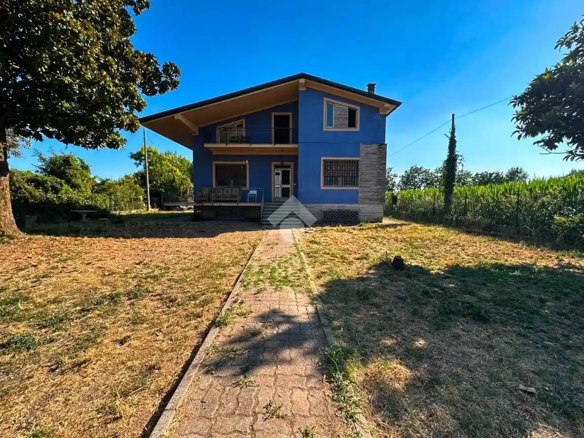 Villa in vendita a Bagnolo Mella