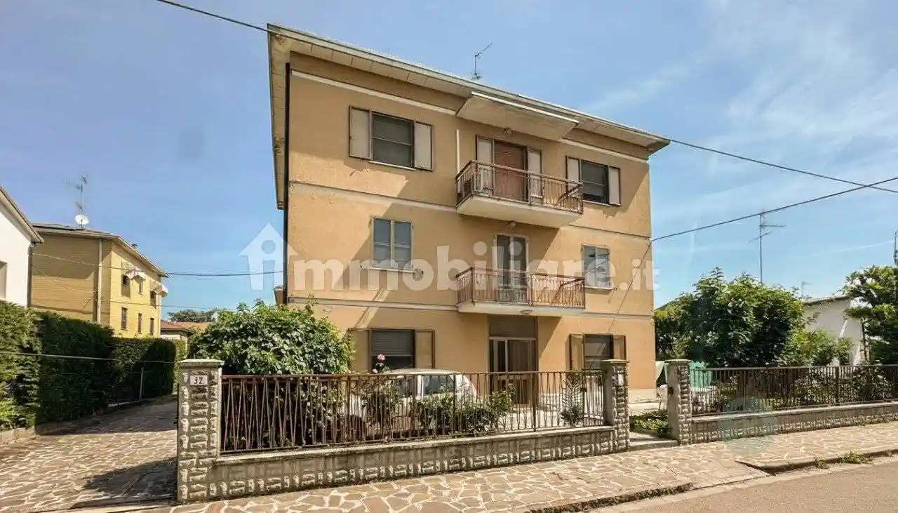Villa in vendita a Carpi