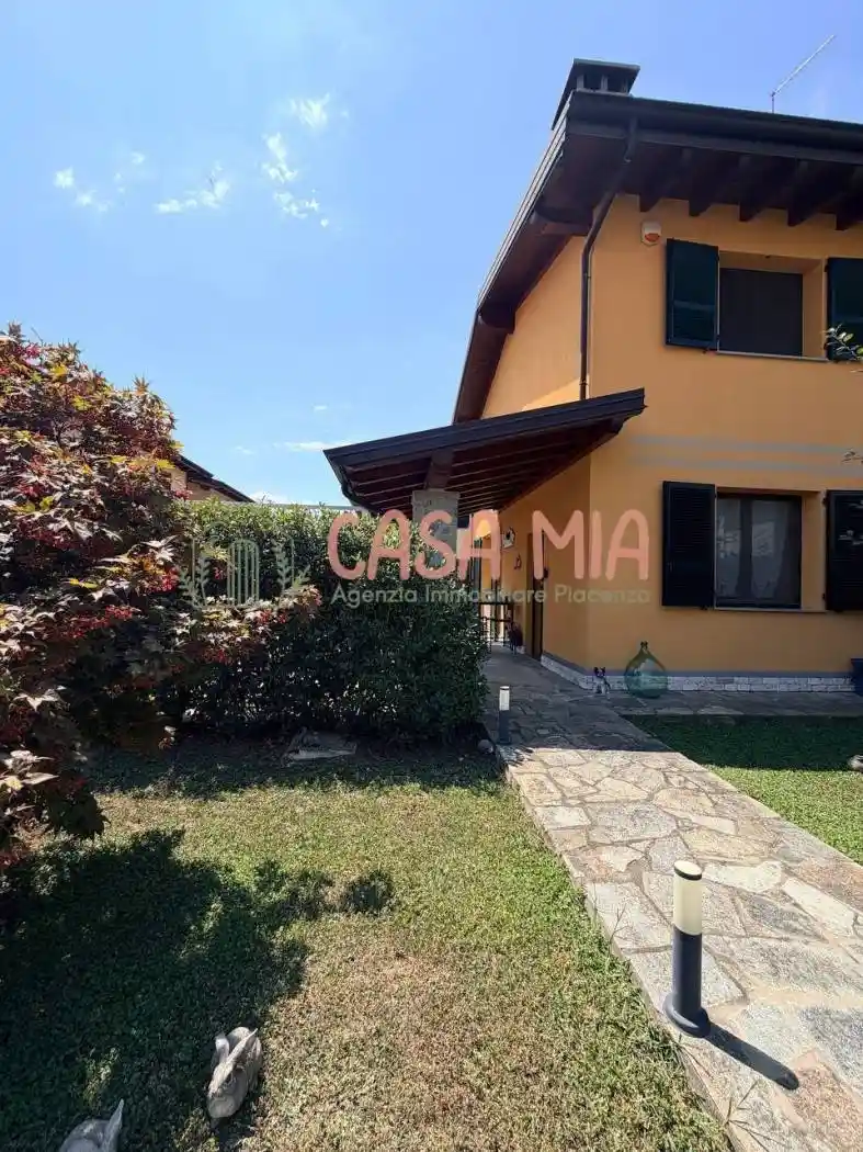 Villa in vendita a Rottofreno