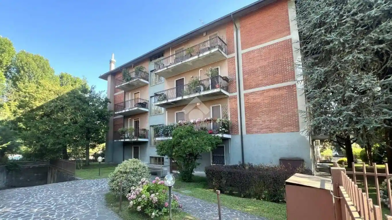 Appartamento in vendita a Pavia