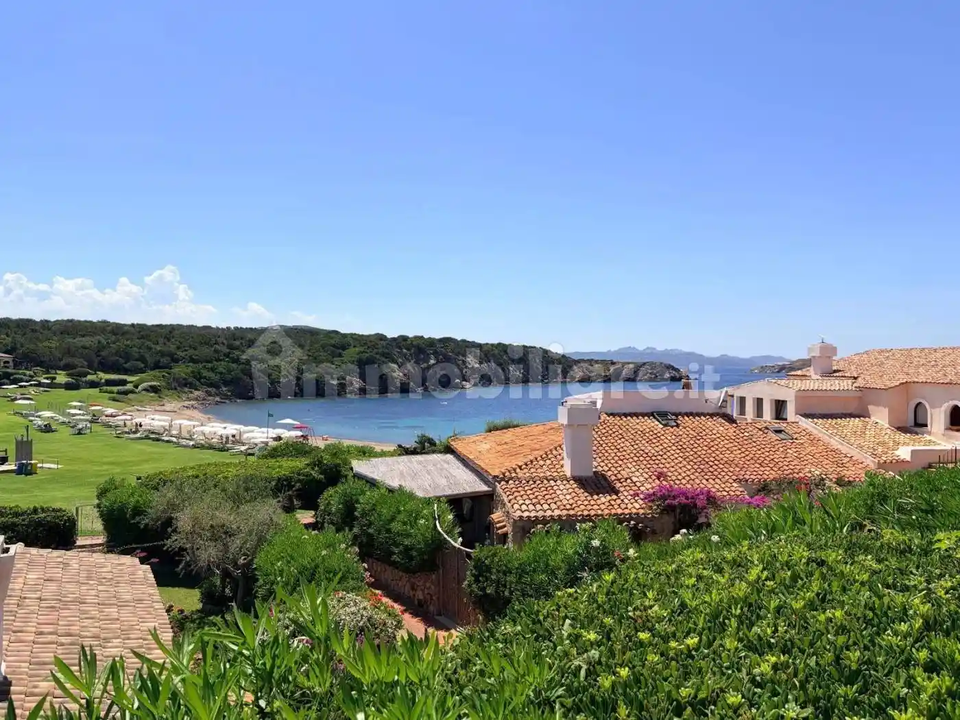 Appartamento in vendita a Arzachena