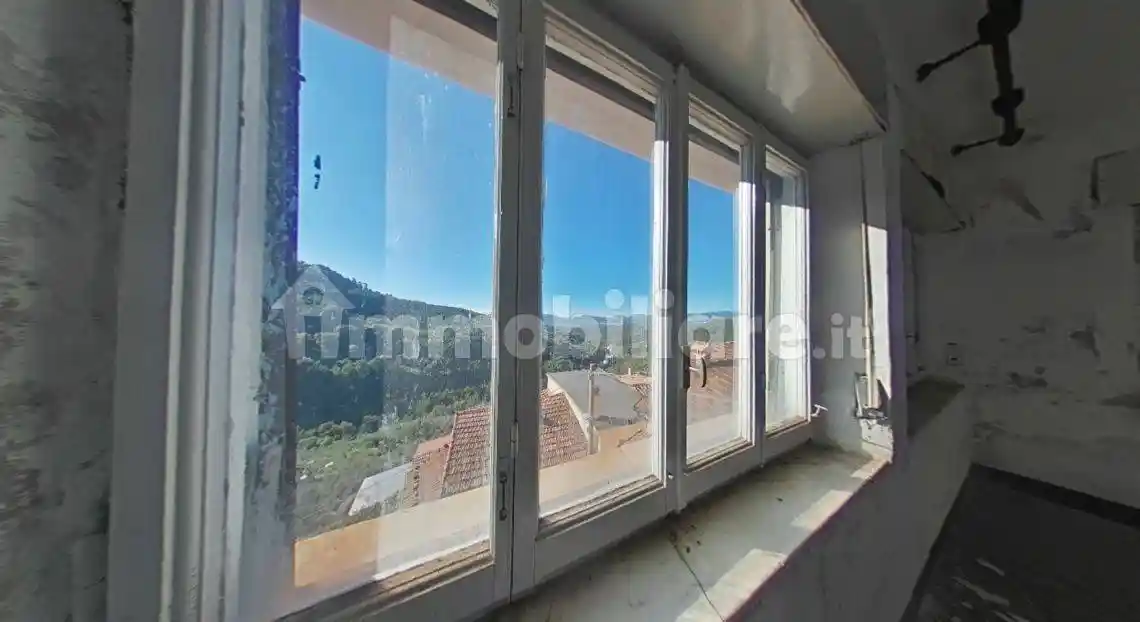 Appartamento in vendita a Sarzana