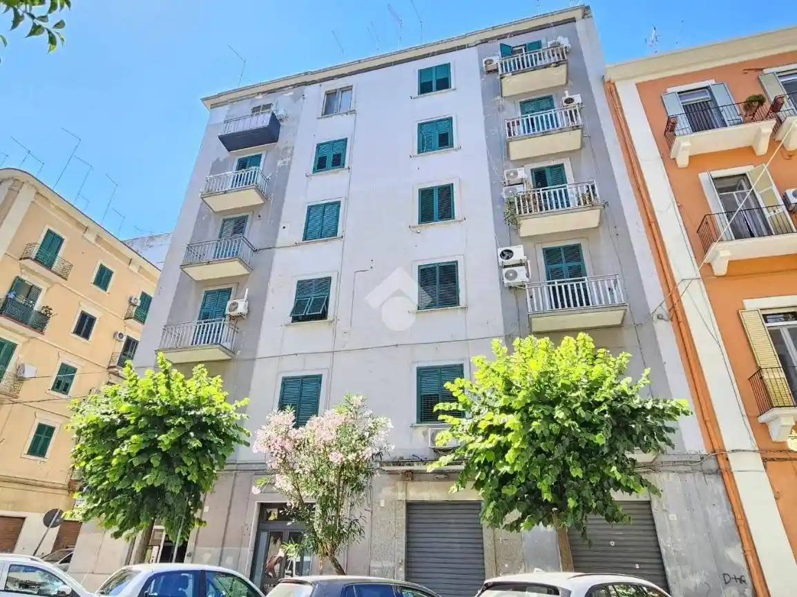 Appartamento in vendita a Taranto