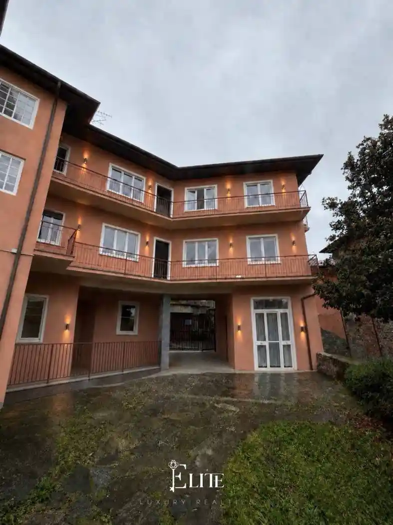 Appartamento in vendita a Nebbiuno
