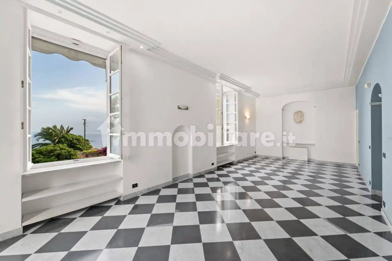 Appartamento in vendita a Genova
