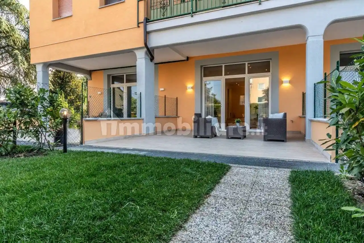 Appartamento in vendita a Modena