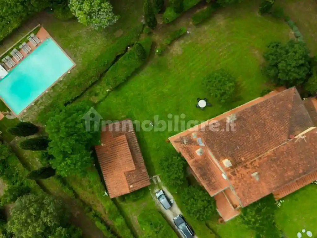 Villa in vendita a Reggello