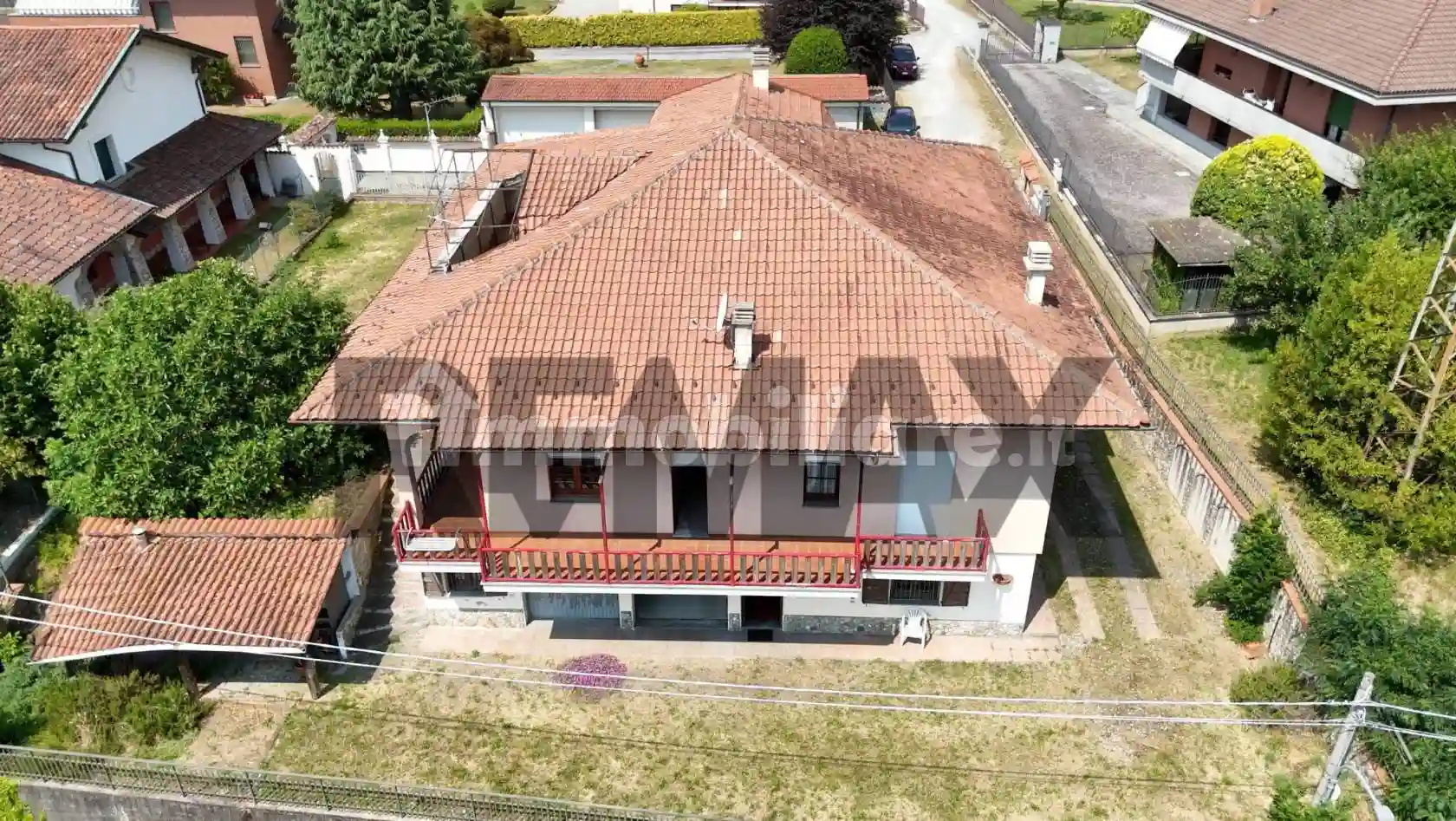 Villa - foto 2