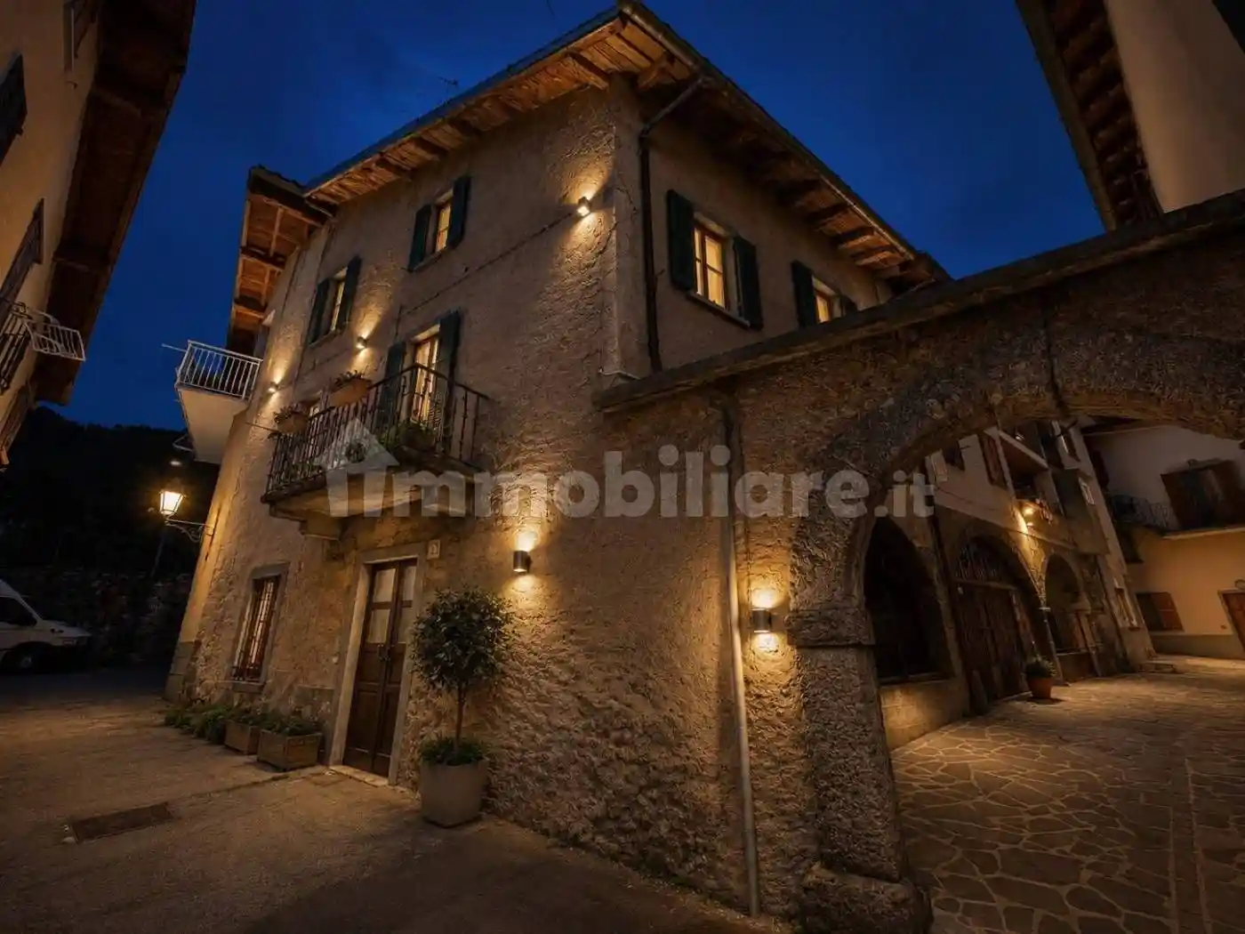 Casa indipendente in vendita a Castione della Presolana