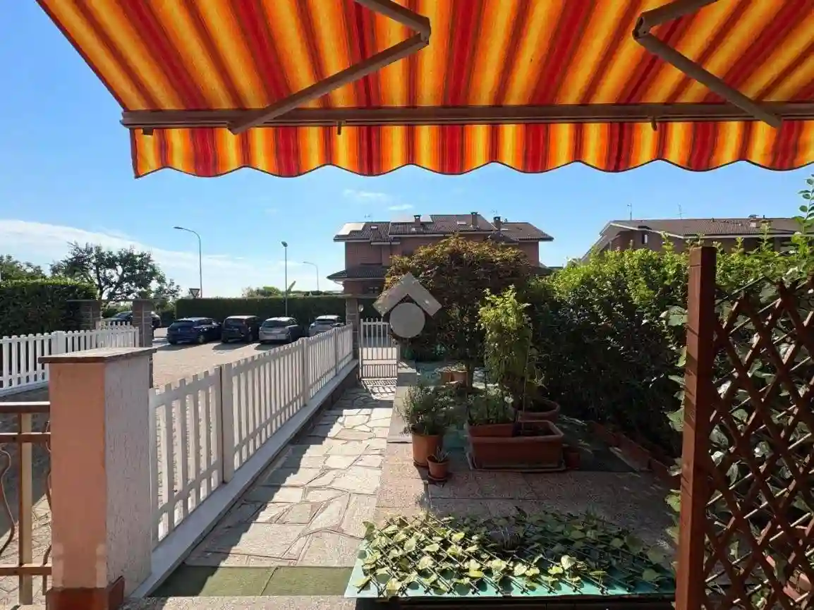 Villetta a schiera - foto 2