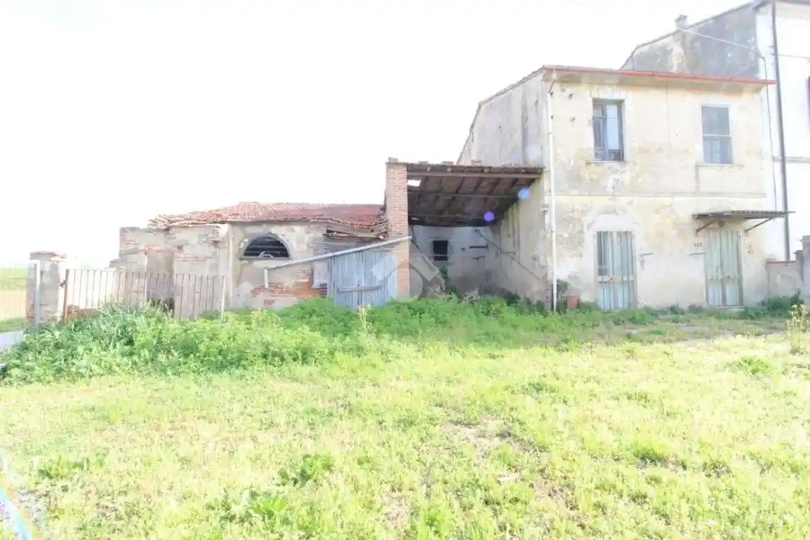 Casa indipendente in vendita a Cascina