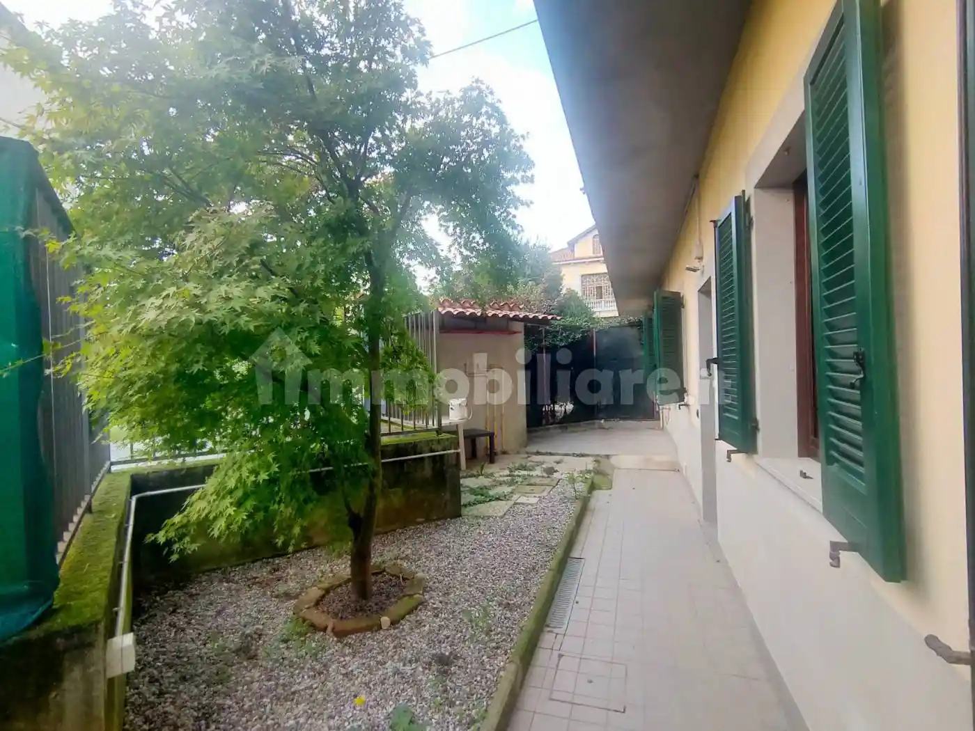 Appartamento in vendita a Lonate Ceppino