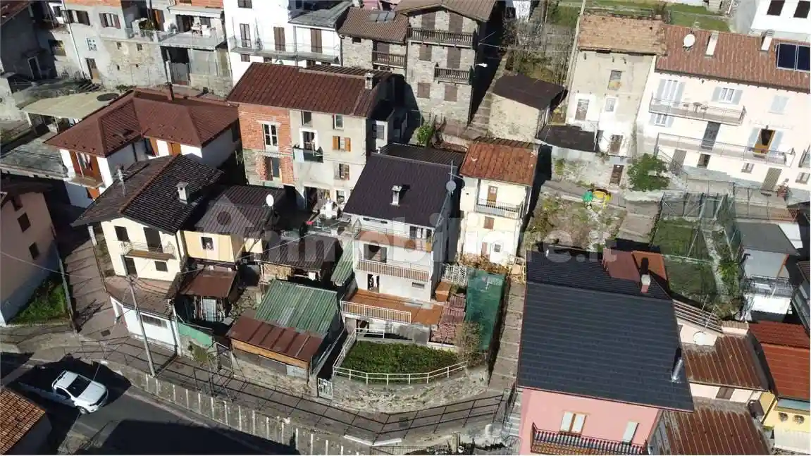 Casa indipendente in vendita a Cavargna