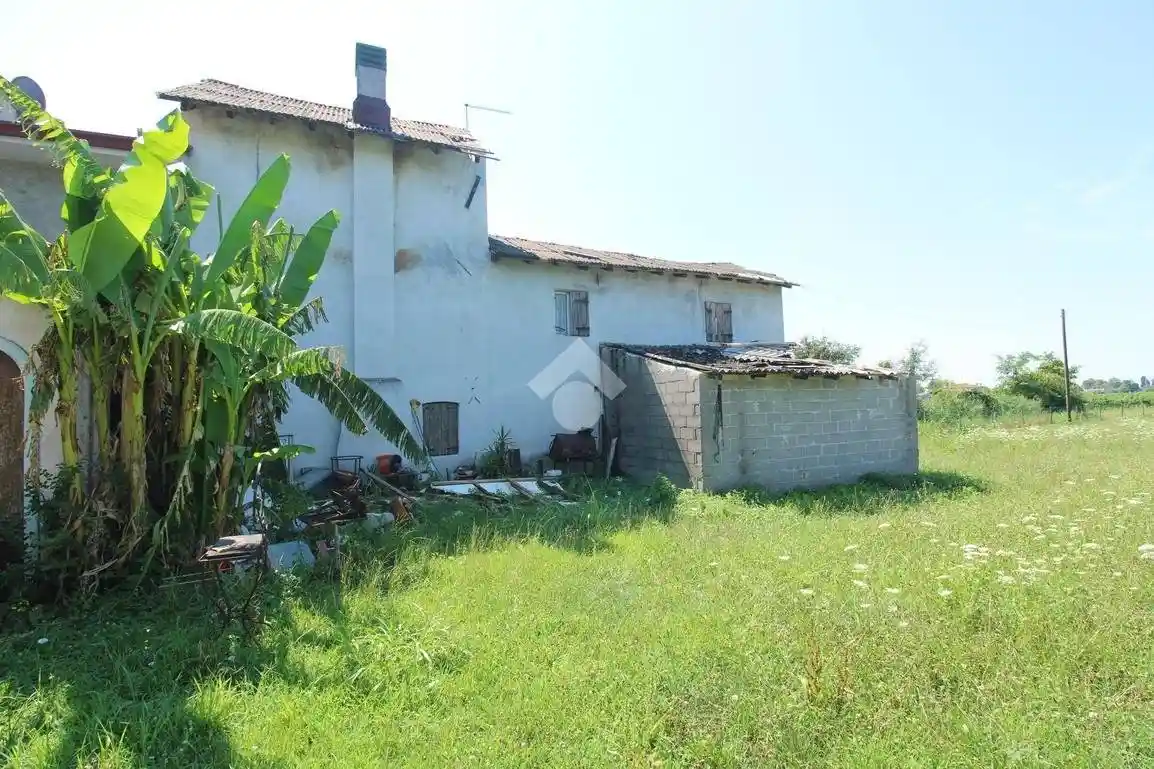 Rustico - Casale in vendita a Fontanelle