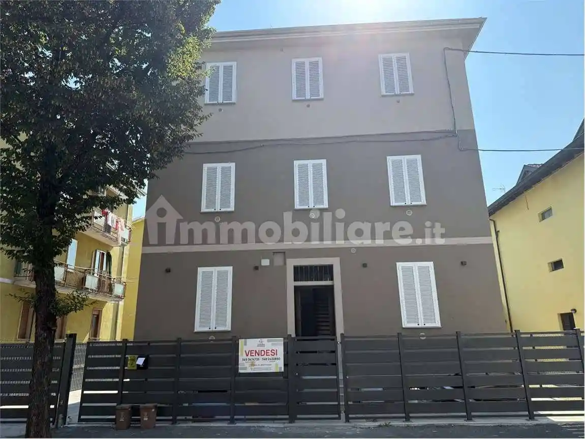 Appartamento in vendita a Piacenza