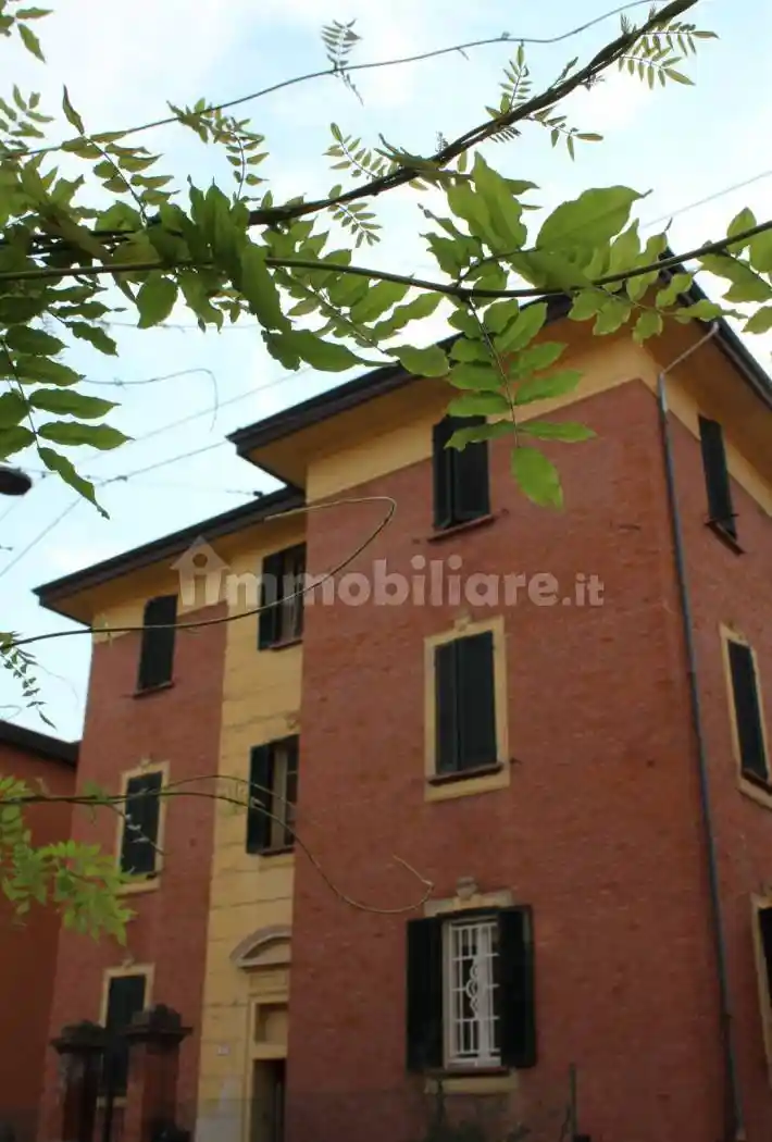 Appartamento in affitto a Bologna