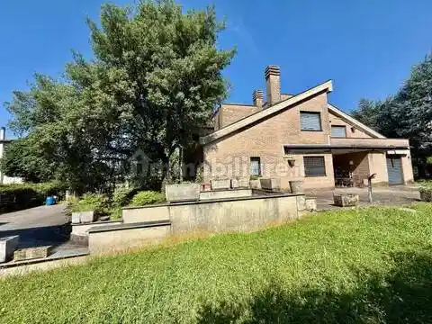 Villa in vendita a Brugherio