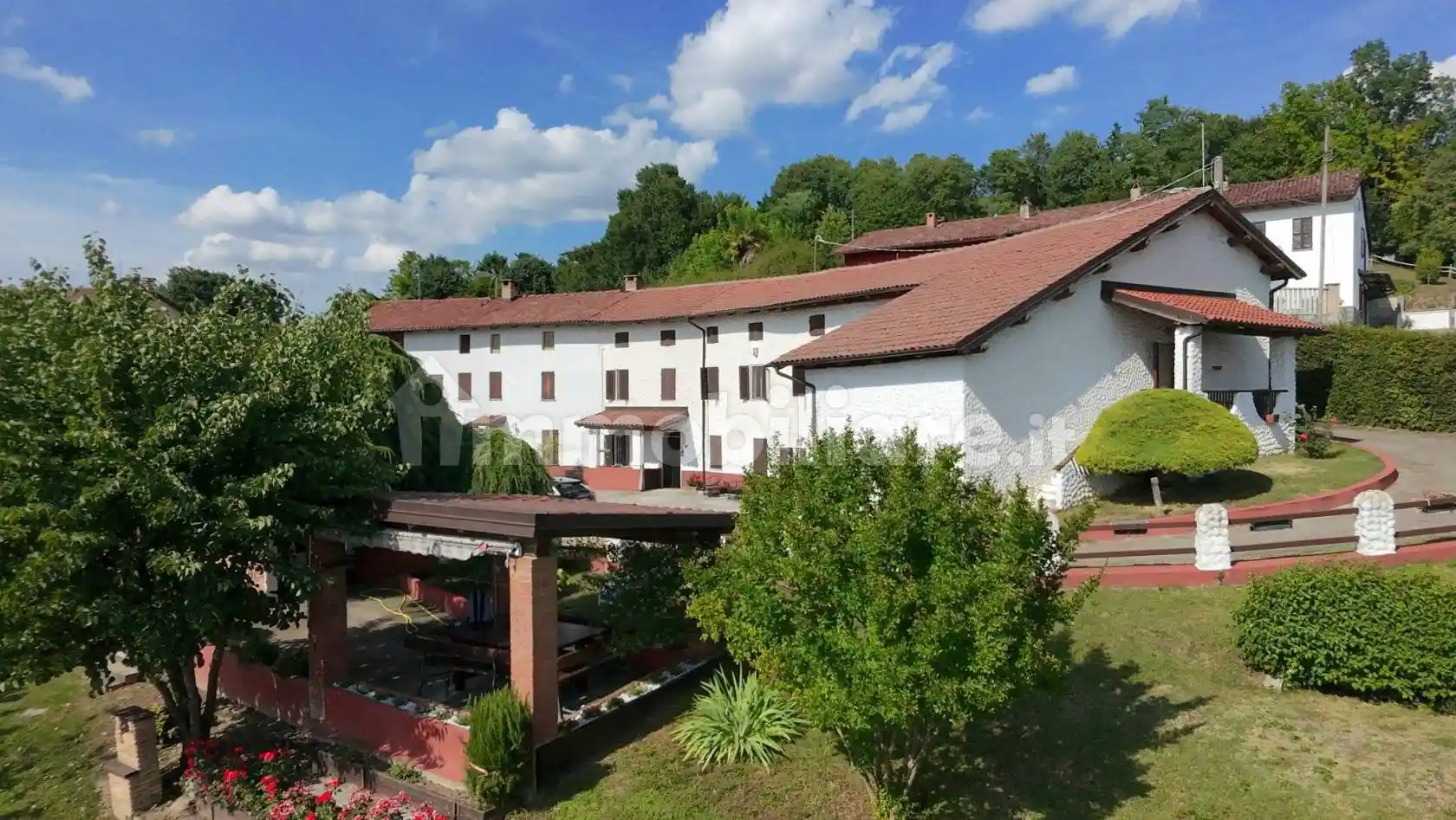 Rustico - Casale in vendita a Calliano