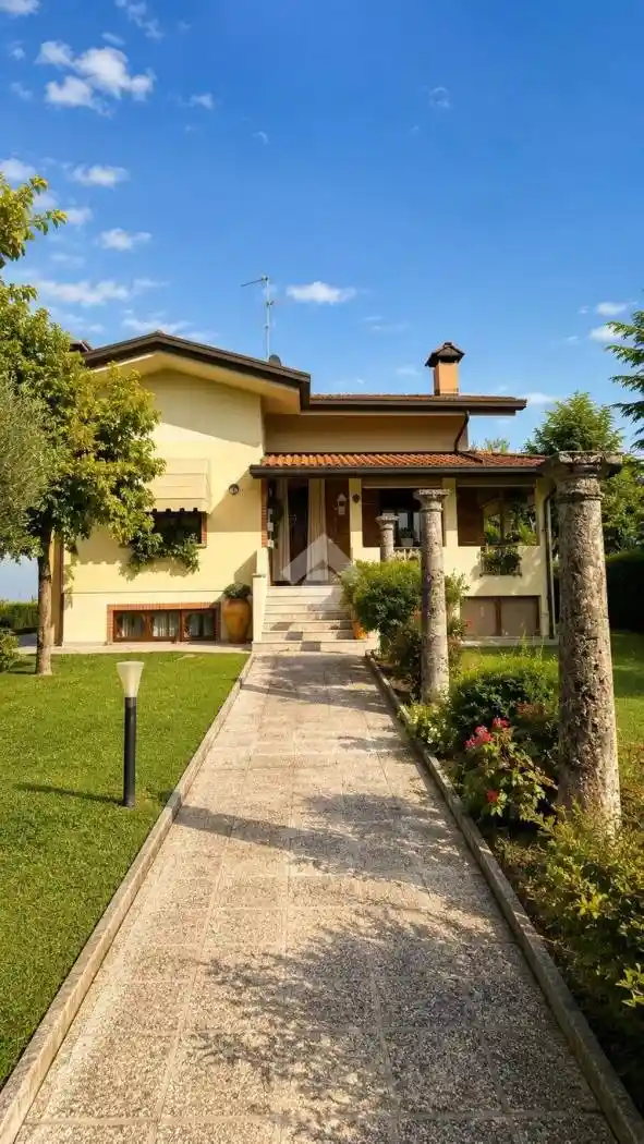 Casa indipendente in vendita a Pasiano di Pordenone