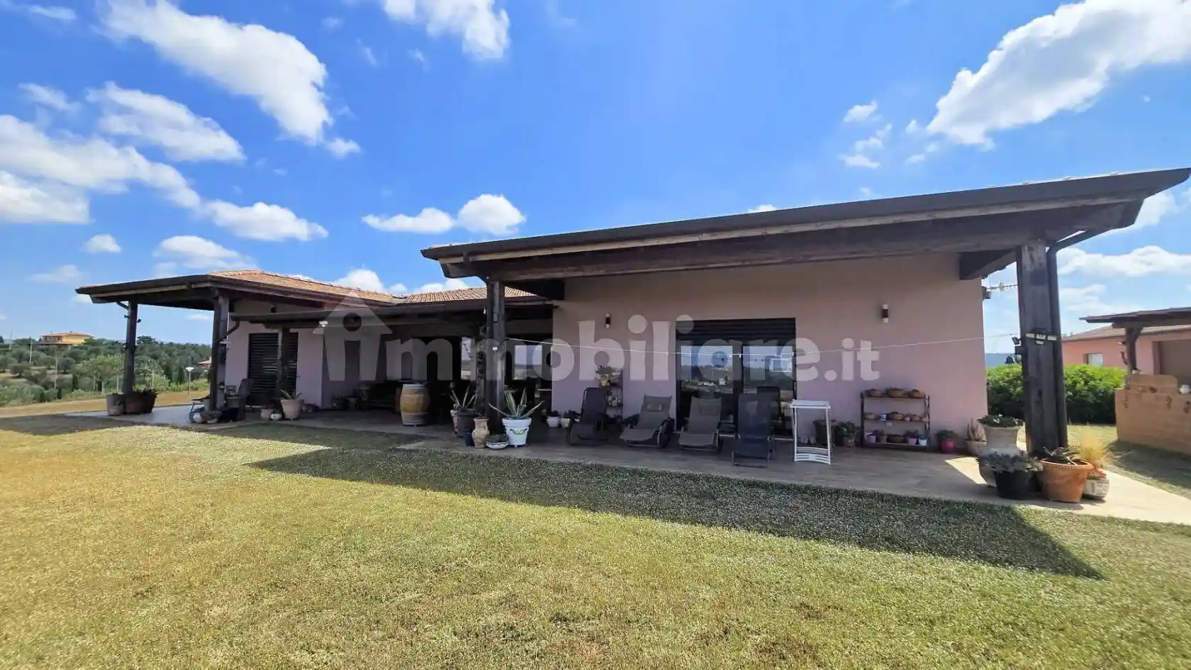 Villa in vendita a Magliano in Toscana