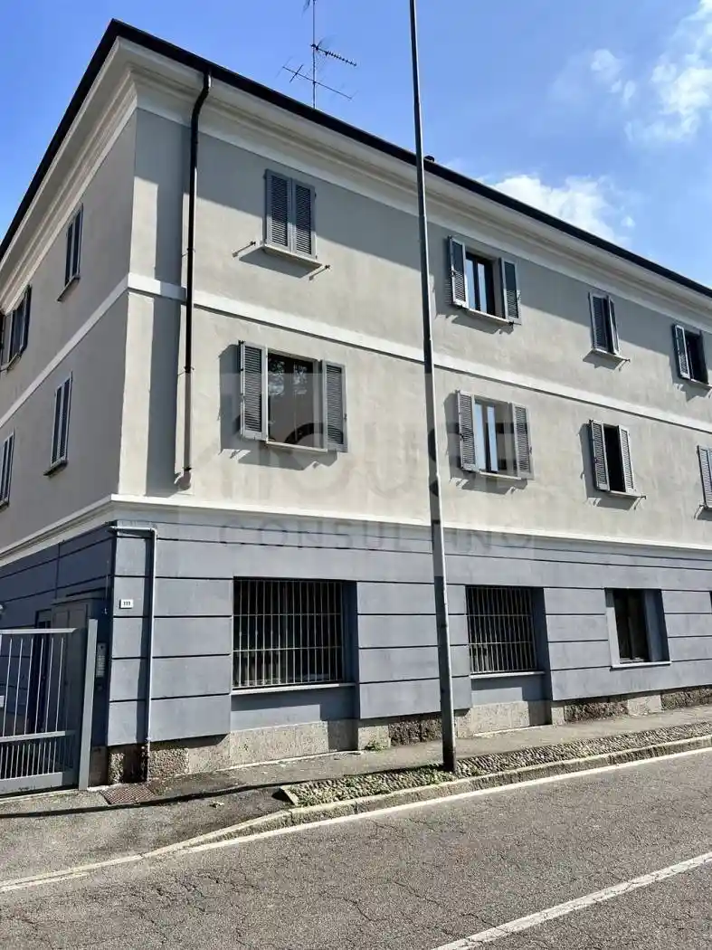 Appartamento in vendita a Villasanta