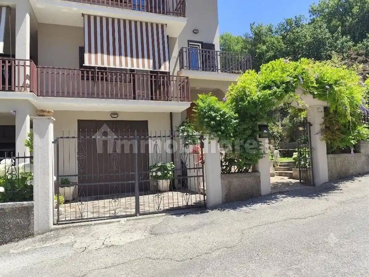 Appartamento in vendita a Balsorano