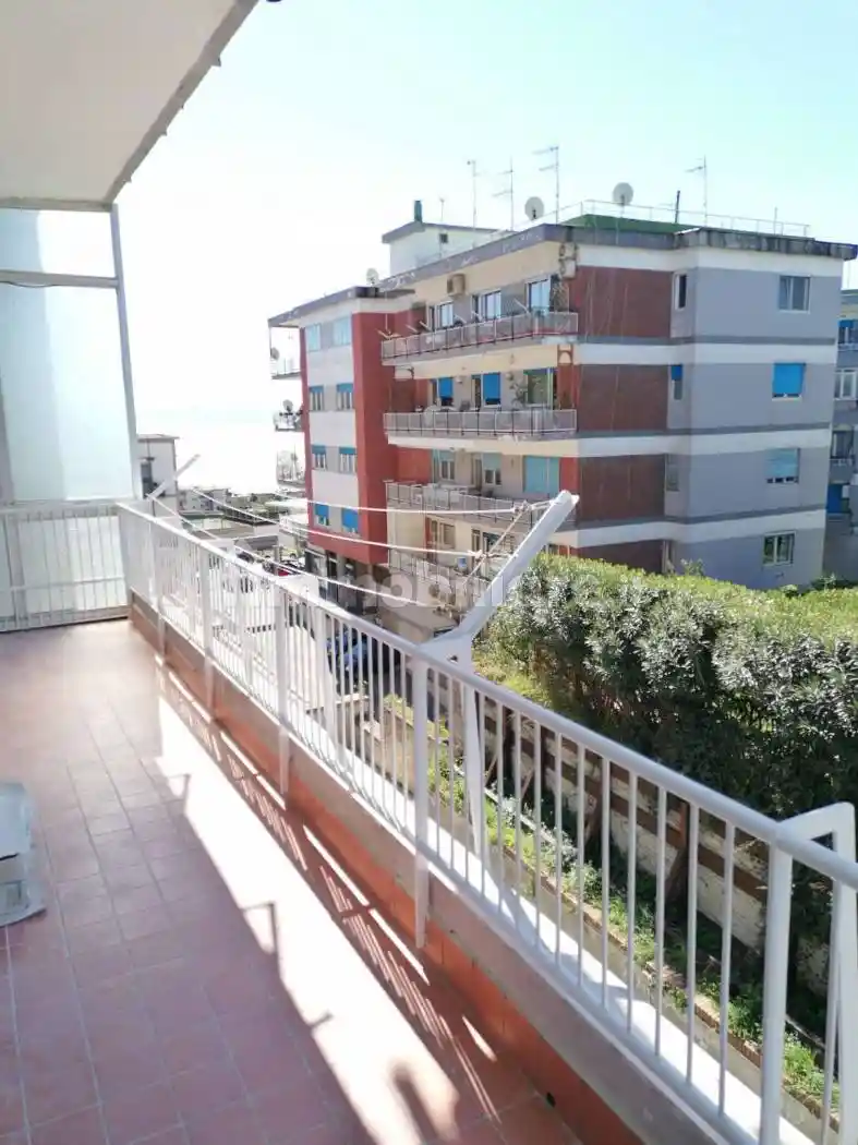 Appartamento in affitto a Napoli