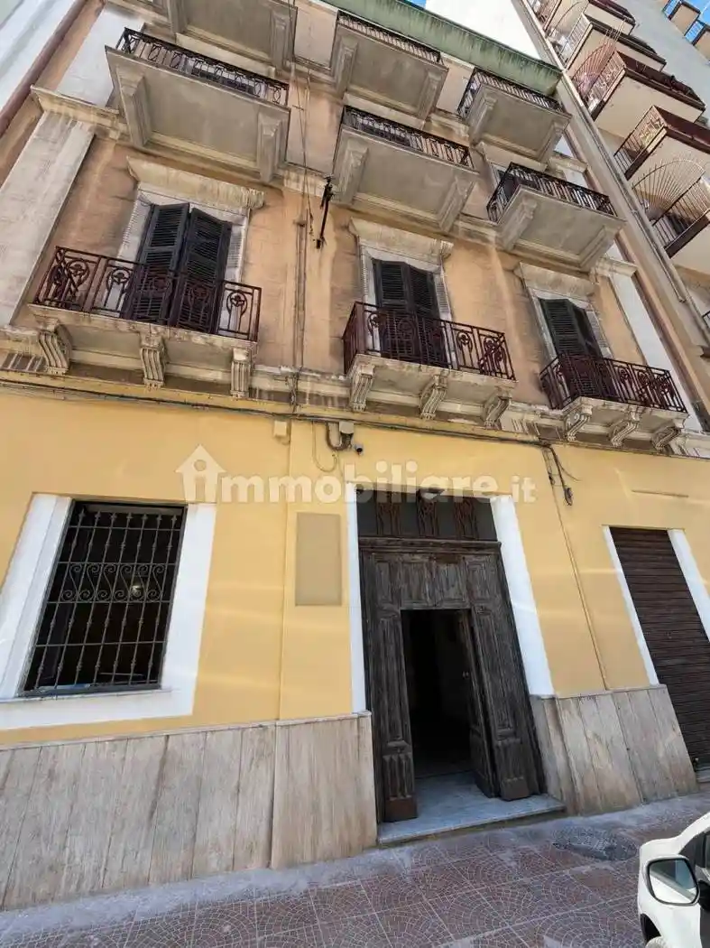 Appartamento in vendita a Taranto