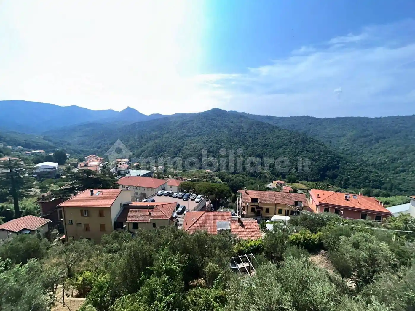 Casa indipendente in vendita a Castiglione Chiavarese