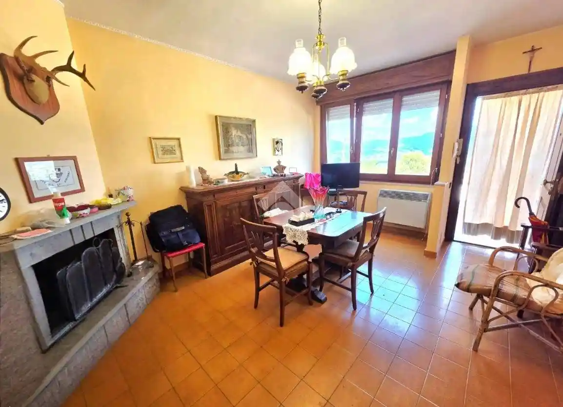 Villetta a schiera in vendita a Torrita Tiberina