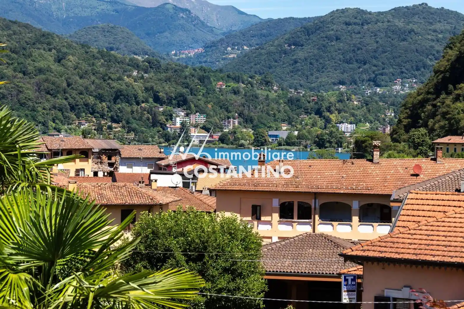 Villa in vendita a Lavena Ponte Tresa