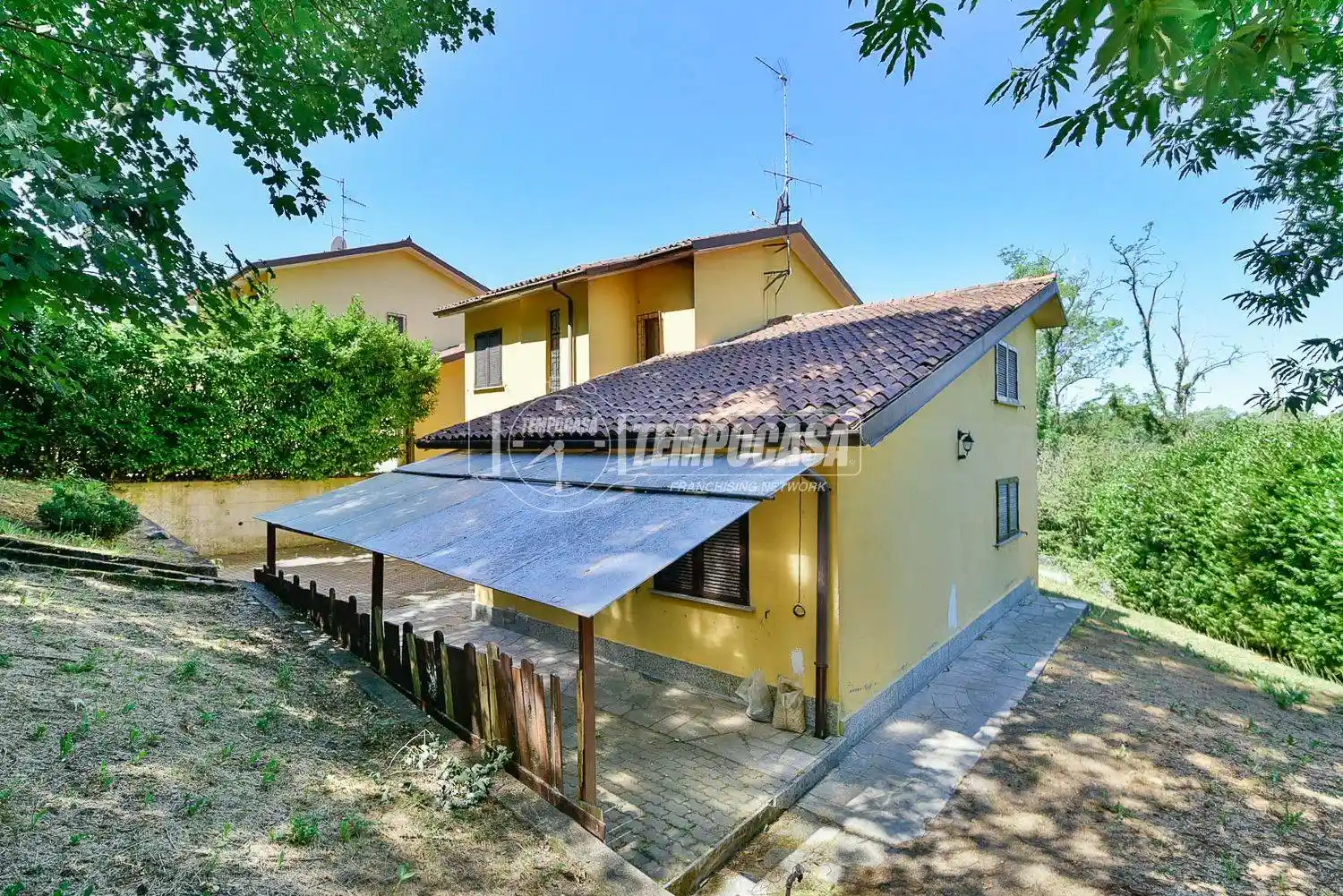 Villa in vendita a Lipomo